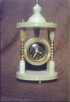 Onyx Piller Clock - Khan Brothers Onyx Handicrafts